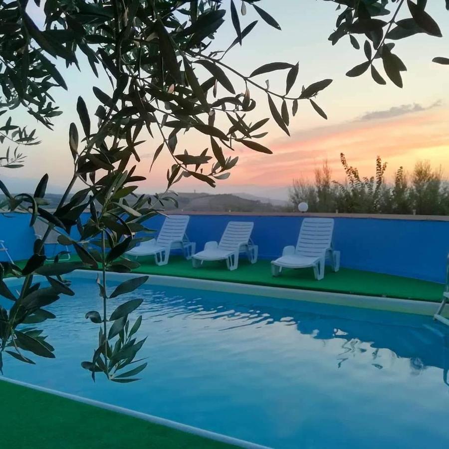 רוזטו דליי אברוצי B&B Gli Amici Del Tubarello מראה חיצוני תמונה