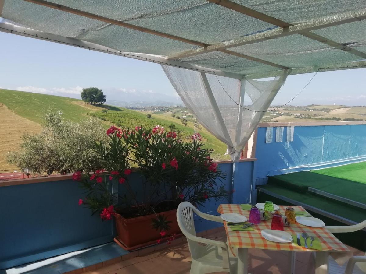 רוזטו דליי אברוצי B&B Gli Amici Del Tubarello מראה חיצוני תמונה